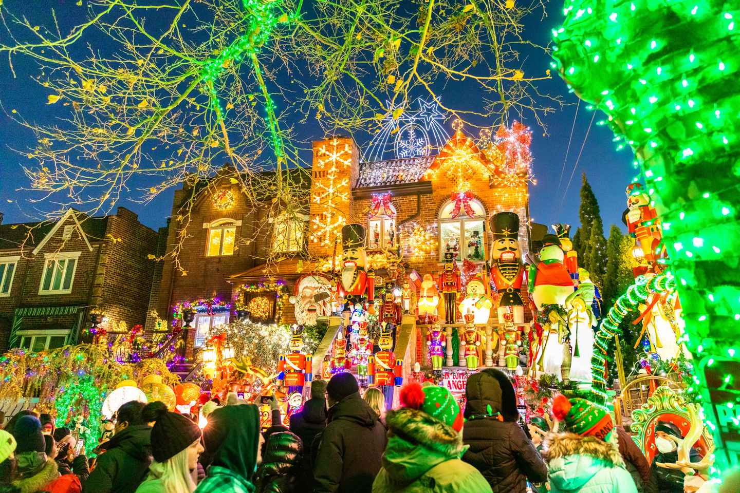 From Manhattan: 4-Hour Dyker Heights Holiday Lights Bus Tour thumbnail